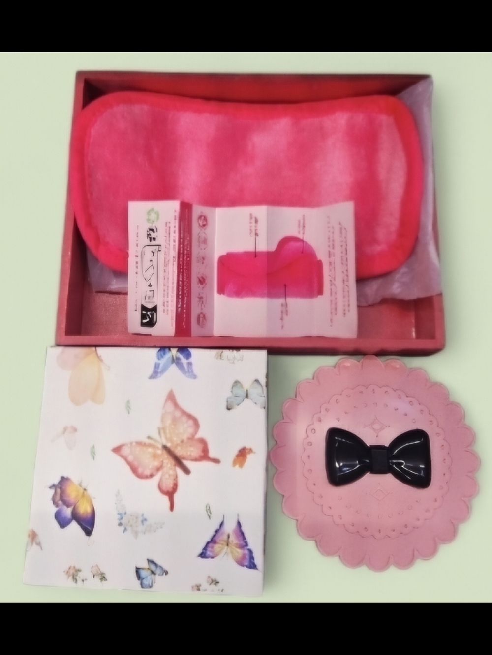 The Original MakeUp Eraser Pink Cloth & Magnetic Eyelash Mirror Compact Set